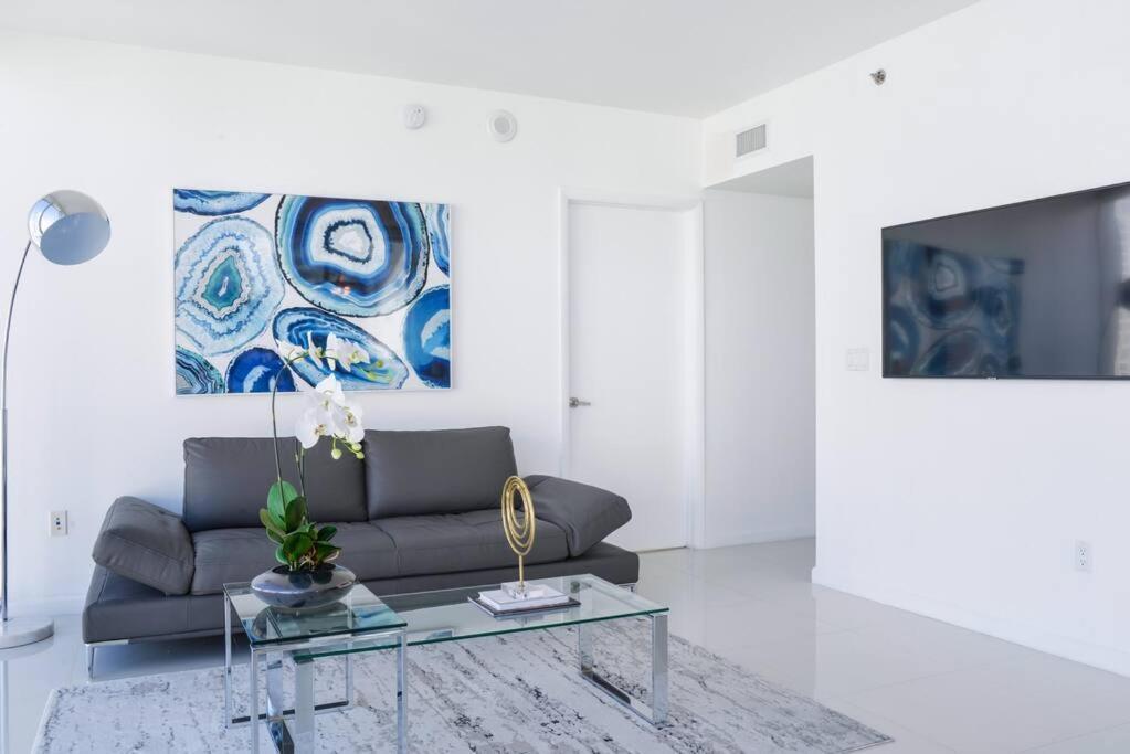 Wonderful 2 Bedroom Apt With Ocean Views At Icon Brickell Miami Extérieur photo
